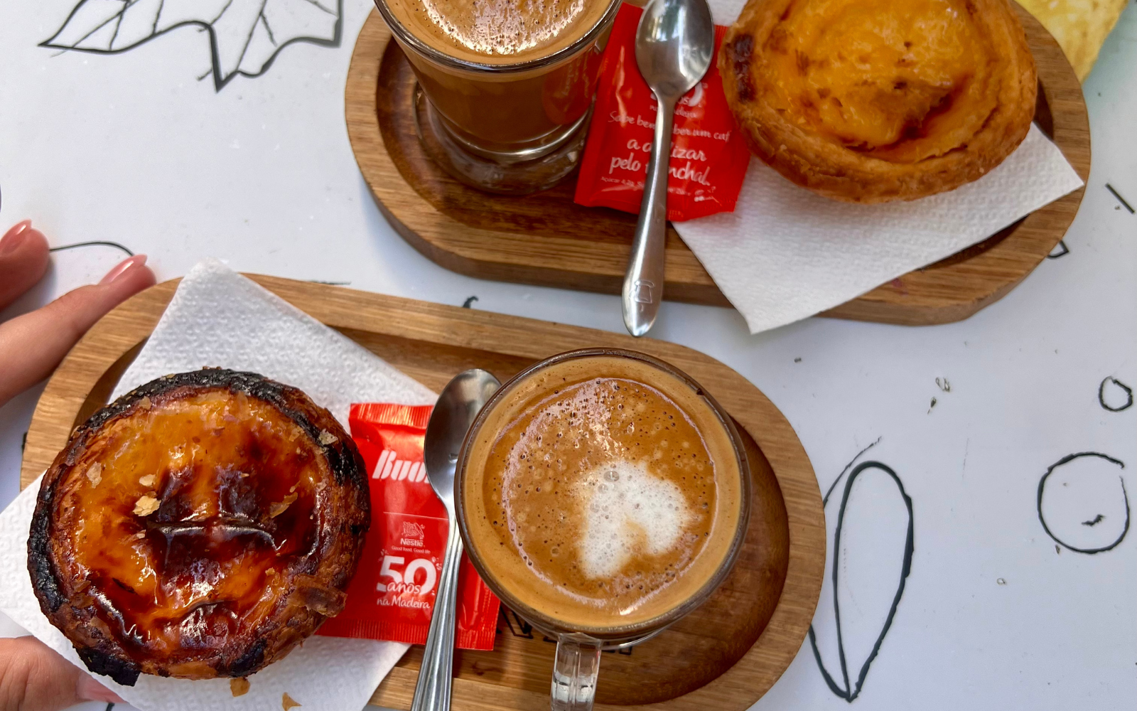 Pastel de nata i kawa na Maderze, Nata 7